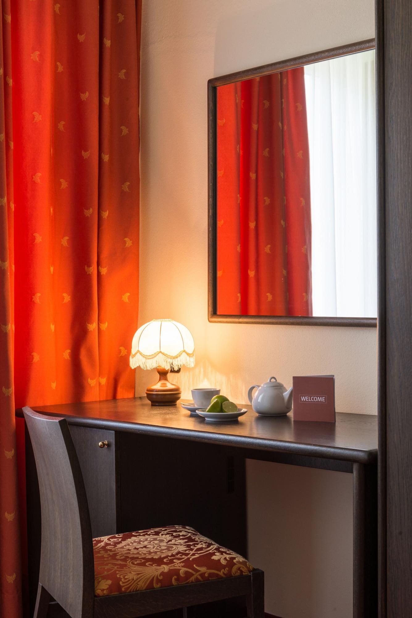Hotel Drago Brenzone sul Garda Bagian luar foto