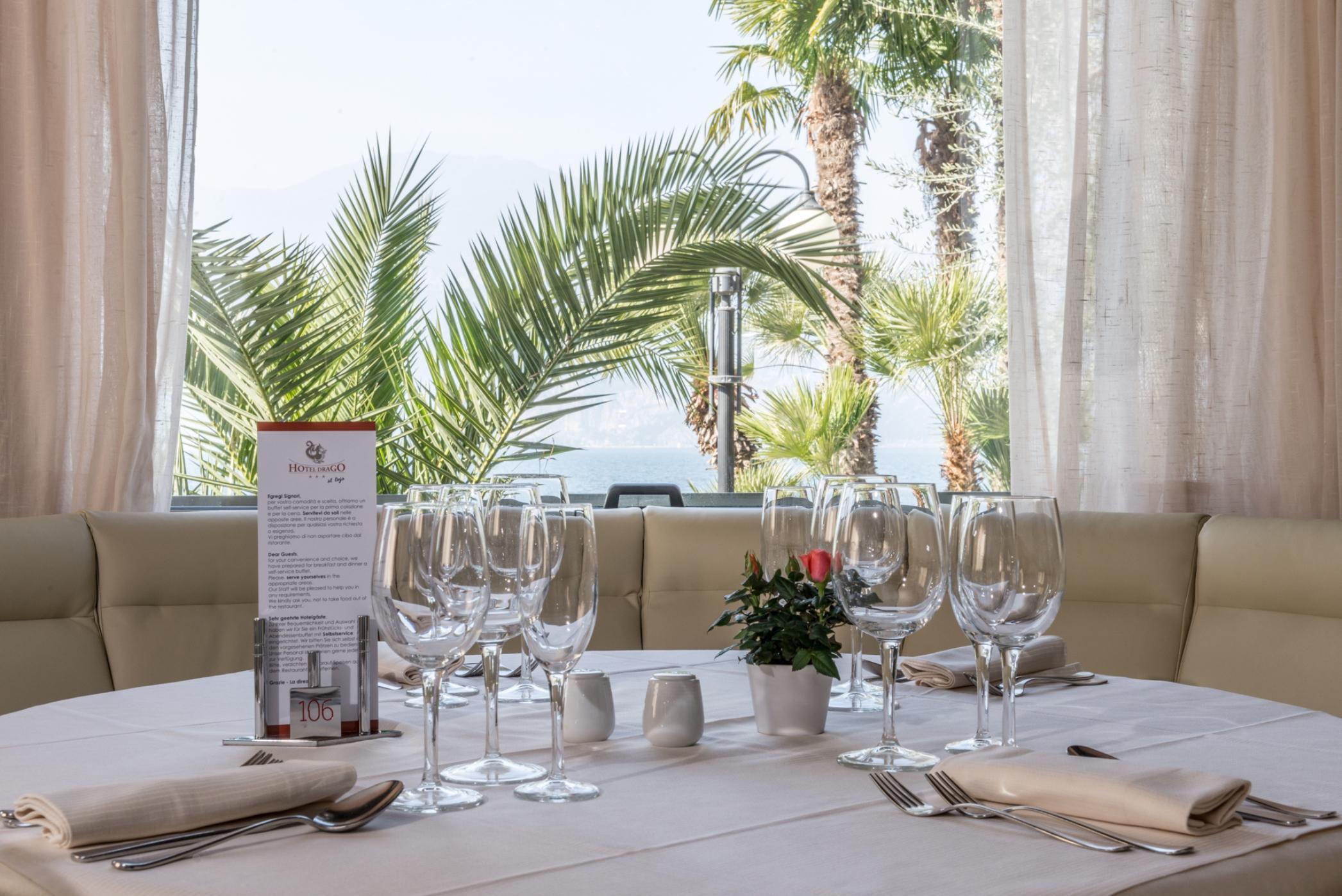 Hotel Drago Brenzone sul Garda Bagian luar foto