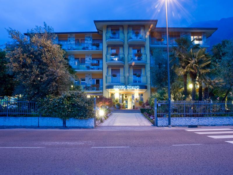 Hotel Drago Brenzone sul Garda Bagian luar foto